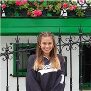 Estudiante de derecho imparte clases de lengua castellana, catalana o inglés a niños de cualquier edad